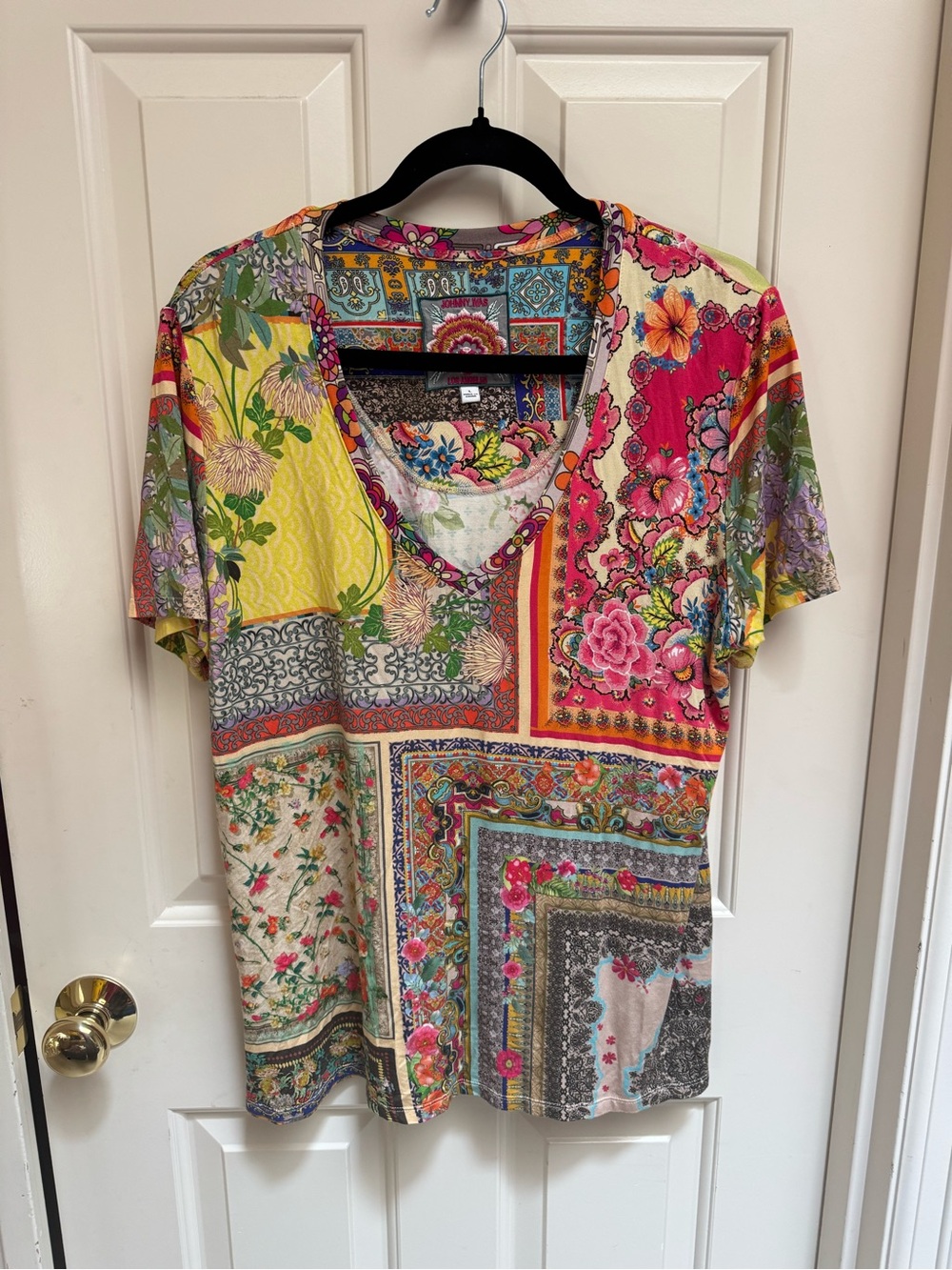 Johnny Was Calloway Favorite Short Sleeve V-Neck Top - Picture 2 of 9